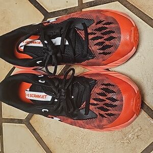 Under Armour youth size 6